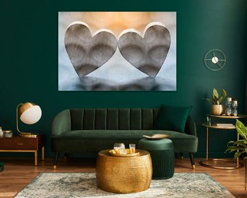 Two hearts in warm light with round patterns by Lisette Rijkers
