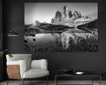 Les Trois Cimets dans les Dolomites au lever du soleil. Image en noir et blanc sur Manfred Voss, Schwarz-weiss Fotografie