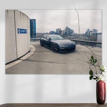 Porsche Panamera 4S in Amsterdam