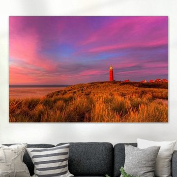 Leuchtturm De Cocksdorp auf der Insel Texel und schöne Abendröte