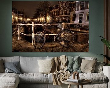 Haarlem at night with bike sur Wouter Sikkema