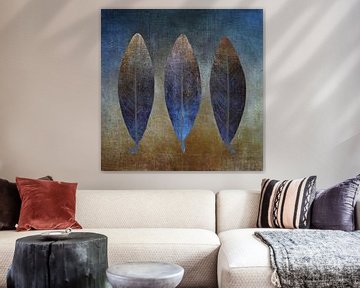 Trois feuilles avec une texture grunge bleue et brune sur Western Exposure