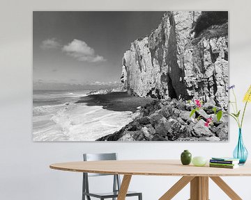 Littoral avec des rochers sur Floris Kok