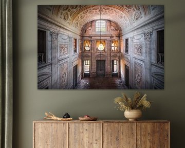 Verlaten Italiaanse Villa. van Roman Robroek - Foto's van Verlaten Gebouwen