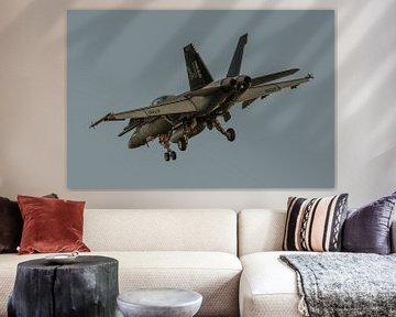 Atterrissage du Boeing F/A-18F Super Hornet de la marine américaine. sur Jaap van den Berg