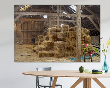 Hayloft by Willem Laros | Reis- en landschapsfotografie