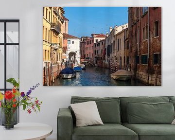 Vue sur des bâtiments historiques à Venise, Italie sur Rico Ködder