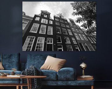 Grachtenpanden aan de Reguliersgracht in Amsterdam | zwart/wit van Evert-Jan Hoogendoorn