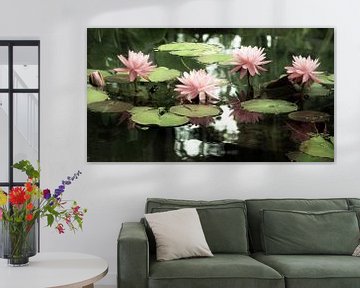 Bloesems in de zon sieren de natuur als parels van NaturWerke