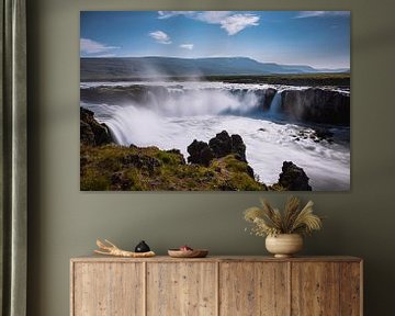 Chute d'eau de Godafoss Islande sur Michèle Huge