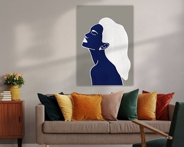 Elegant zen blue woman #2 van Roeleke