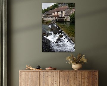 Stuw op de rivier de Loue, Lods, Frankrijk van Imladris Images