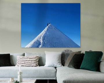 Summit ridge on Castor mountain by Menno Boermans