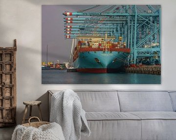 Mega groot containerschip de Mette Maersk.