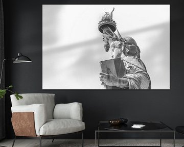 Vrijheidsbeeld close-up in zwart-wit van Maria Kray