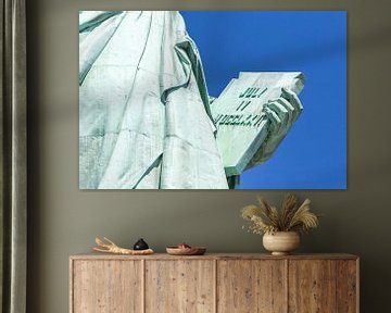 Detail of the Lady Liberty statue, book with the date of USA's independence by Maria Kray