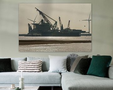 The largest ship in the world: Pioneering Spirit. by Jaap van den Berg