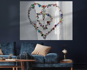 Heart shape made of wire and colourful plastic stones by Moh-Art