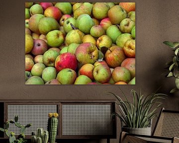 Fallen fruit apples