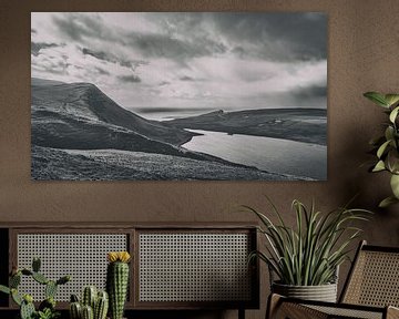 Verlaten eenzaamheid bij Neist Point. Isle of Skye in Groot-Brittannië. Panorama klif in de Schotse Hooglanden! van Jakob Baranowski - Photography - Video - Photoshop