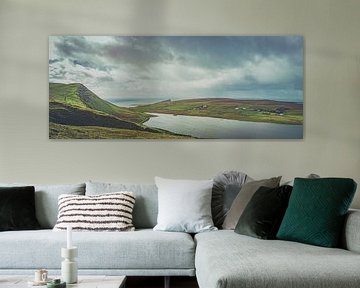 Verlaten eenzaamheid bij Neist Point. Isle of Skye in Groot-Brittannië. Panorama klif in de Schotse Hooglanden! van Jakob Baranowski - Photography - Video - Photoshop