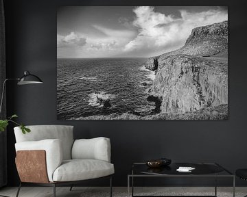 Neist Point in Groot-Brittannië. Panorama Cliffs in Schotland. Isle of Skye Idylle en rust van Jakob Baranowski - Photography - Video - Photoshop