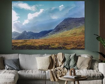 Fairy Pools waterval in Schotland. Wandelpad op het Isle of Skye in Groot-Brittannië van Jakob Baranowski - Photography - Video - Photoshop