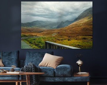 De Highlands, de Schotse Hooglanden, zijn beroemd om hun schilderachtige landschap. Eiland van Skye van Jakob Baranowski - Photography - Video - Photoshop