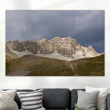 Mountain ridge around the French/Italian border