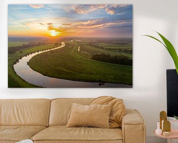 Sonnenaufgang auf der Vecht von oben gesehen im Herbst in Overijssel von Sjoerd van der Wal Fotografie