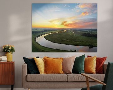 Vecht rivier van boven gezien tijdens zonsopkomst in de herfst in Overijssel van Sjoerd van der Wal