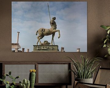 Standbeeld Centaur in Pompeii, Italië van DroomGans