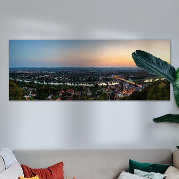 Dresden - Panorama mit Elbe im Sonnenuntergang