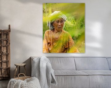 Vrouw Bali van Jeannine Van den Boer