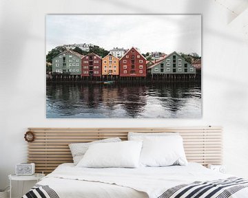 Typische Holzhäuser in Trondheim von vdlvisuals.com