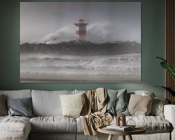 Storm langs de kust van Scheveningen