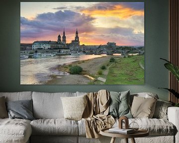 Sonnenuntergang in Dresden von Michael Valjak