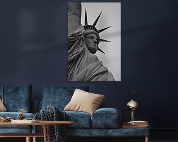 Die Freiheitsstatue - New York, Amerika (schwarz-weiß) von Be More Outdoor