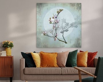 Magnolia met schaduw. Lichtblauw. van Alie Ekkelenkamp