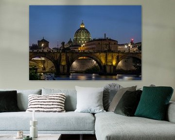 Rome - Vue nocturne de la basilique Saint-Pierre par-dessus le Tibre sur t.ART