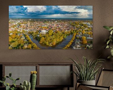 Zwolle Luchtfoto tijdens een stormachtige herfstdag van Sjoerd van der Wal Fotografie