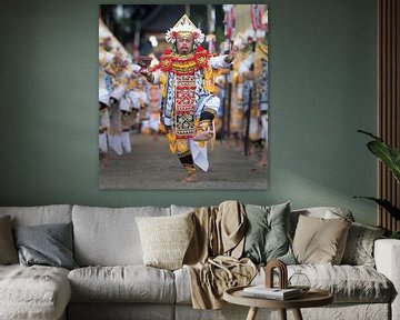 Baris dance in Bali (Warrior dance) van Lex Scholten