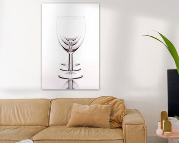 Drie lege wijnglazen in perspectief von Kim Dalmeijer