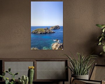 Vue de Canó Illes Malgrats, Mallorca | Formations rocheuses dans la mer | Photographie de voyage sur Kelsey van den Bosch