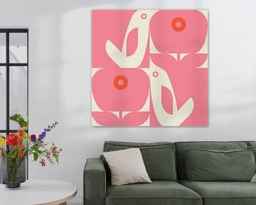 Rétro scandinave. Oiseaux et feuilles en blanc cassé et rose sur Dina Dankers