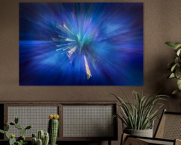 Zoom-in light by Enrico Veneziano