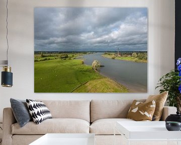 Paysage de plaine inondable avec la briqueterie le long de la Lek près de Ravenswaaij-Wijk bij Duurstede