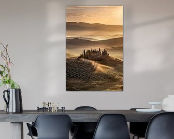 Toskana Landschaft mit Bauernhof und schönem Morgennebel von Voss Fine Art Fotografie