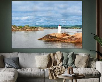 Beacon off the archipelago island of Kapelløya in Norway by Rico Ködder