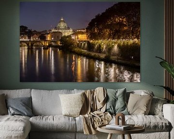 Rome - Uitzicht over de Tiber naar de Sint-Pietersbasiliek